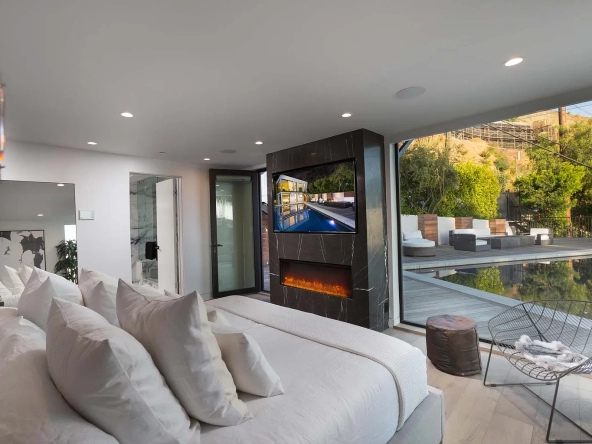 3b4324208132f44fb16996b564c8b3d4-uncropped_scaled_within_1536_1152